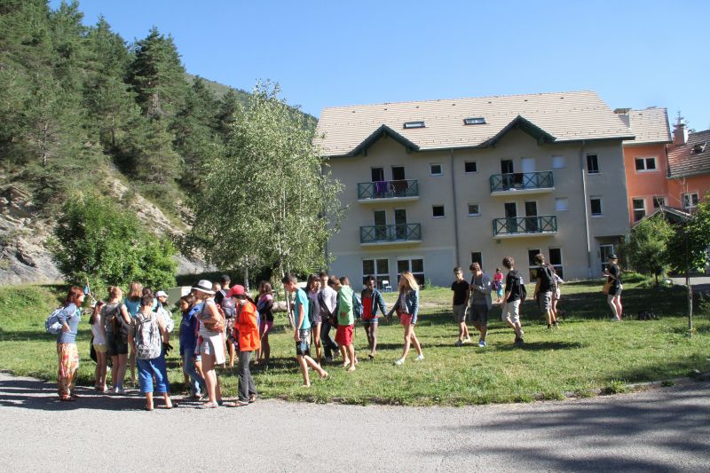 Extrieur centre avec groupe colo ou classe